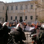 Απωθήσεις και χημικά από τα ΜΑΤ προς τους συγκεντρωμένους εκπαιδευτικούς και εργαζόμενους της ΠΟΕ ΟΤΑ - Πορεία των εκπαιδευτικών, foto -video
