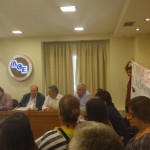 ΑΓΩΝΙΣΤΙΚΗ ΑΠΑΝΤΗΣΗ ΑΔΙΟΡΙΣΤΩΝ ΕΚΠΑΙΔΕΥΤΙΚΩΝ ΣΤΟΝ ΥΠΟΥΡΓΟ ΠΑΙΔΕΙΑΣ ΠΟΥ ΗΡΘΕ ΣΤΗΝ ΟΛΜΕ ΜΕ ΜΝΗΜΟΝΙΑΚΑ ΕΥΧΟΛΟΓΙΑ ΑΓΩΝΙΣΤΙΚΕΣ ΠΑΡΕΜΒΑΣΕΙΣ ΣΥΣΠΕΙΡΩΣΕΙΣ ΚΙΝΗΣΕΙΣ ΕΚΠΑΙΔΕΥΤΙΚΩΝ Δ.Ε.