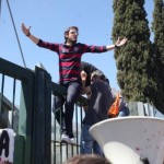 Μαζική και μαχητική συγκέντρωση στο υπουργείο παιδείας, συγκεντρώσεις σε Θεσσαλονίκη, Ηράκλειο και πολλές πόλεις: Φωτορεπορτάζ, βίντεο και δήλωση των εκπροσώπων των Παρεμβάσεων σε ΔΟΕ και ΟΛΜΕ